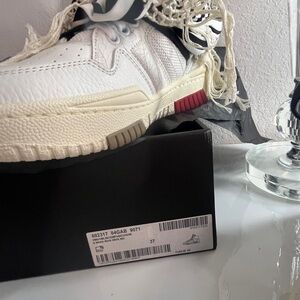 Stylish White Saint Laurent Smith Lace-Up Sneakers  new in the box